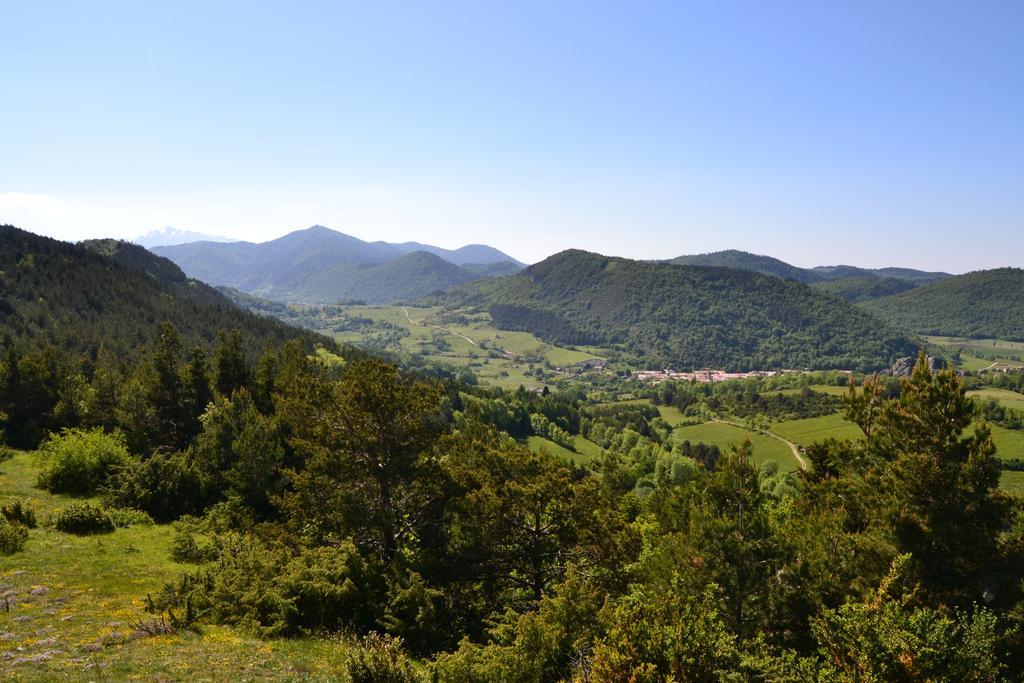 Camping La Mare Aux Fees Hotel Roquefeuil Bagian luar foto