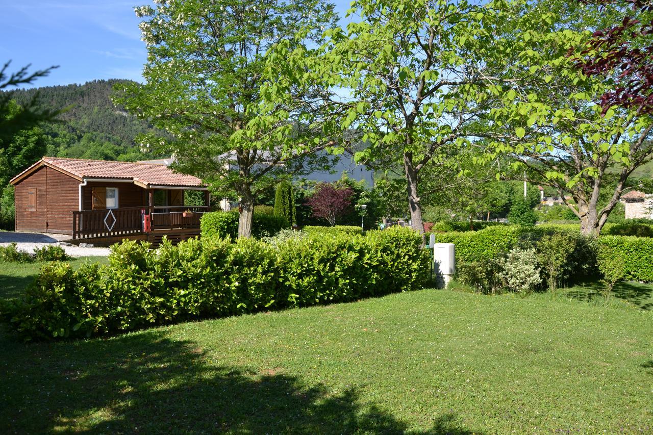 Camping La Mare Aux Fees Hotel Roquefeuil Bagian luar foto