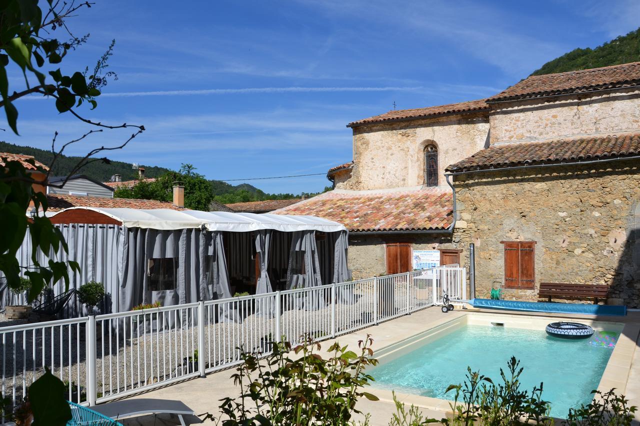 Camping La Mare Aux Fees Hotel Roquefeuil Bagian luar foto