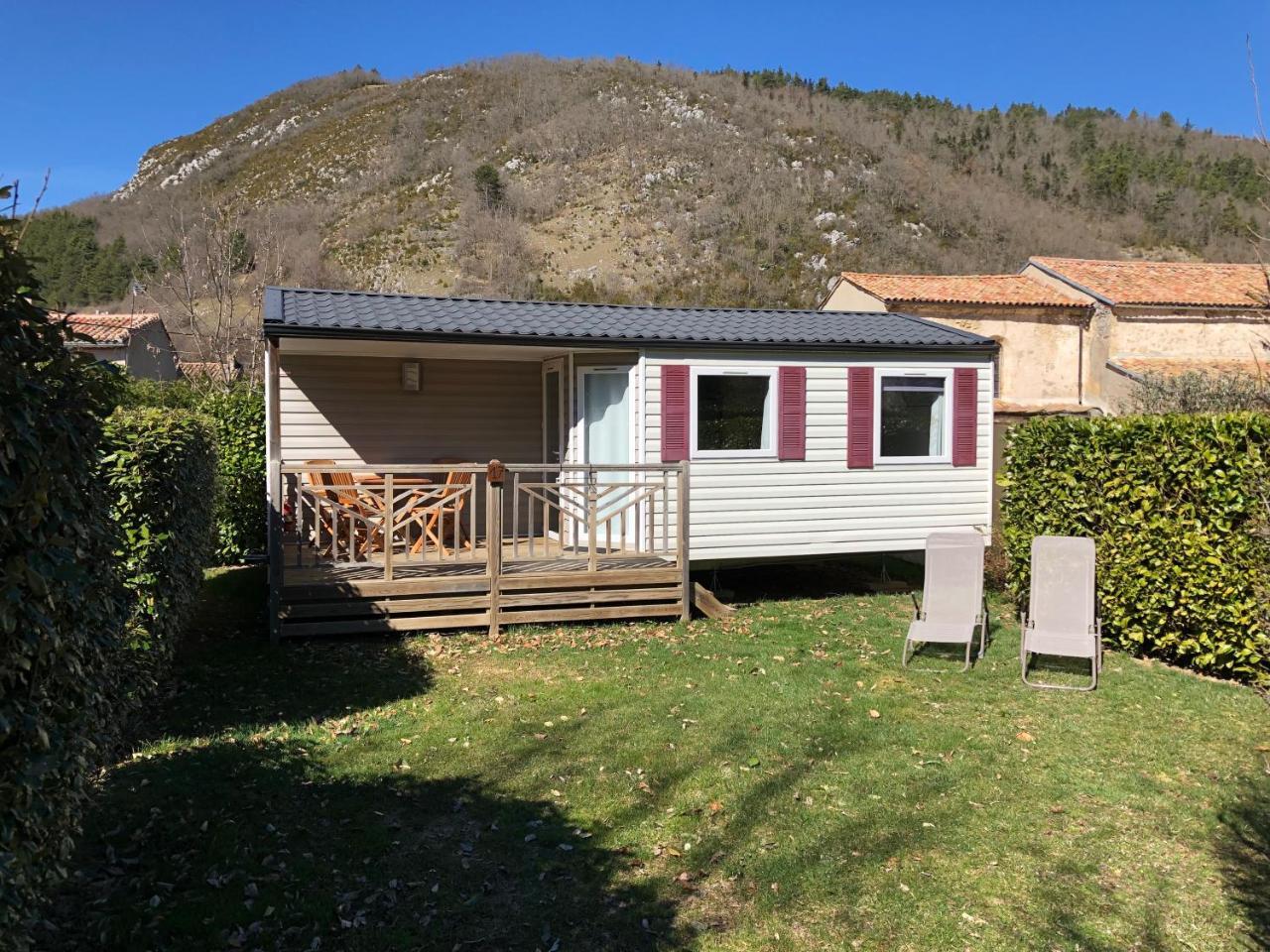 Camping La Mare Aux Fees Hotel Roquefeuil Bagian luar foto